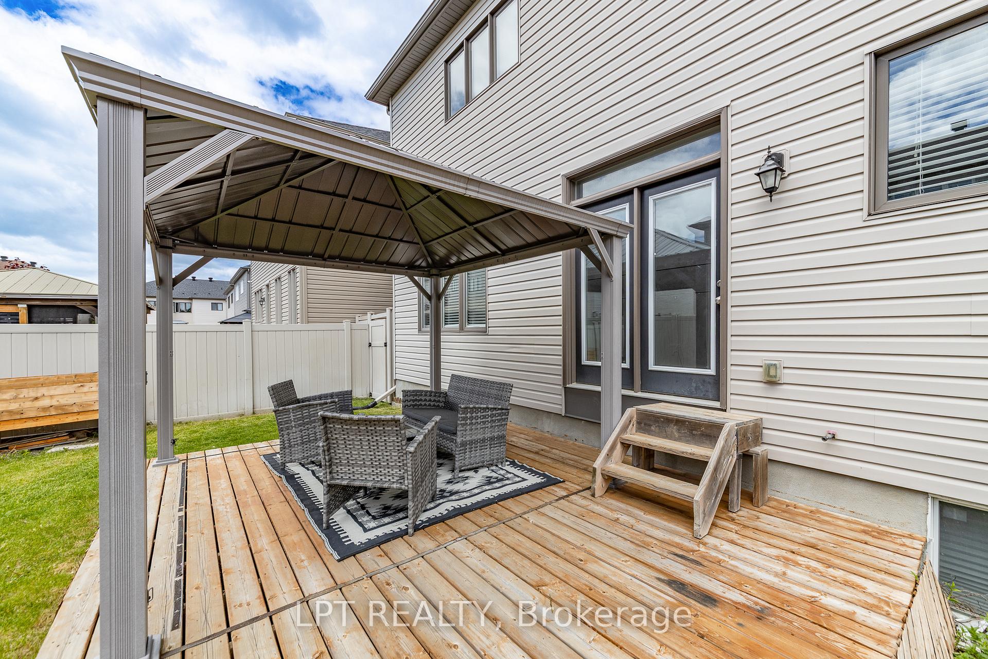 Photo 34 of 908 Pedigree Street, Ottawa, Stittsville (South) — HOMEH