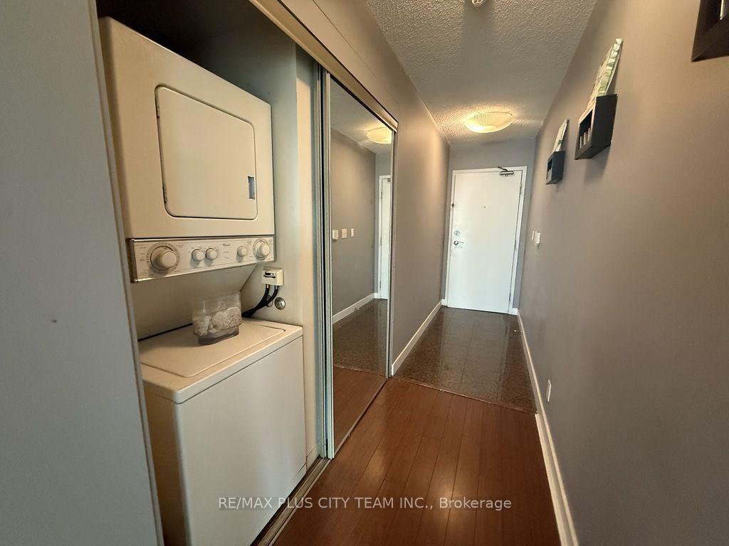 Photo 58 of Unit 3011, 381 Front Street W, Toronto, Waterfront Communities — HOMEH