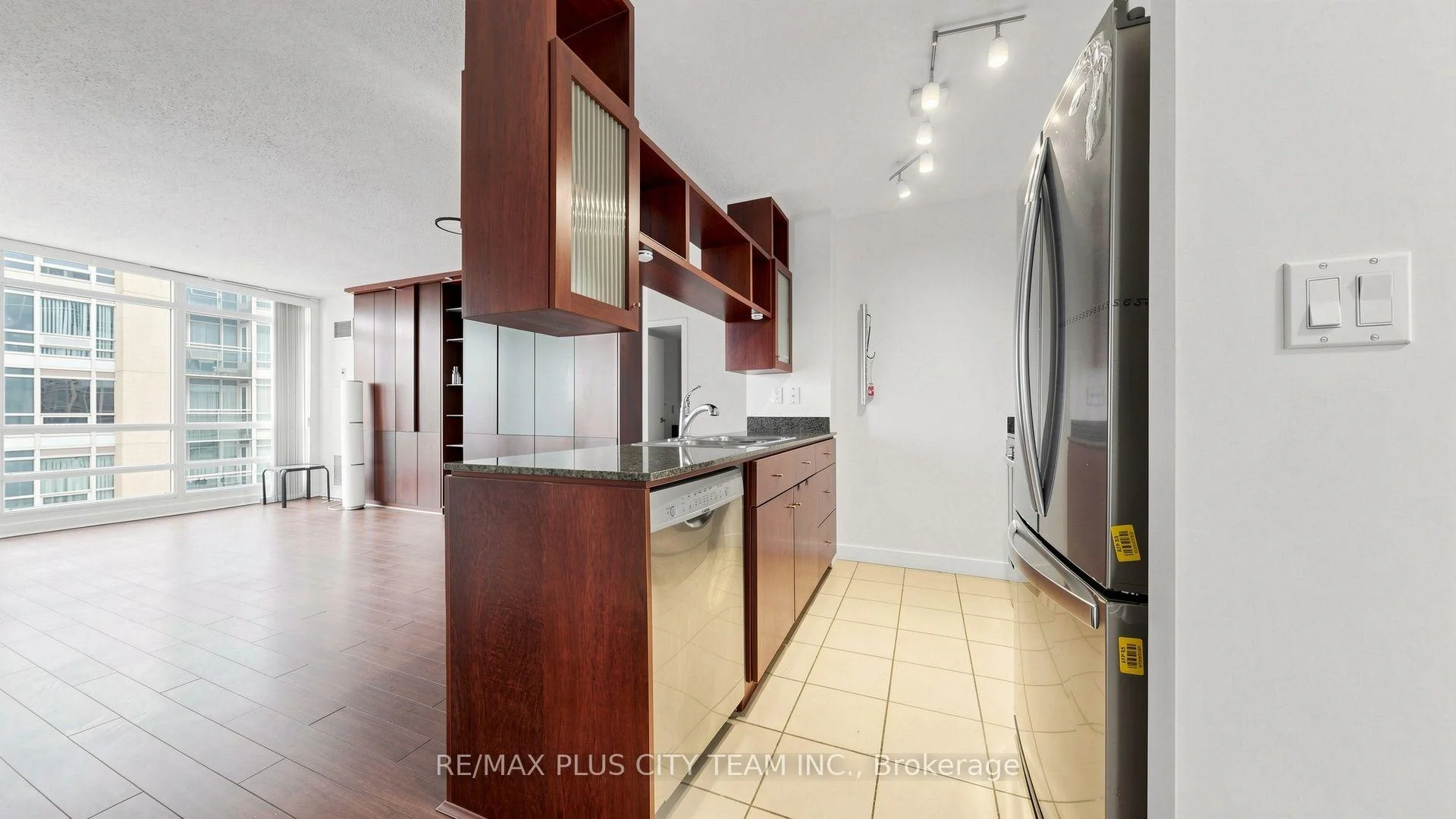 Photo 44 of Unit 3011, 381 Front Street W, Toronto, Waterfront Communities — HOMEH