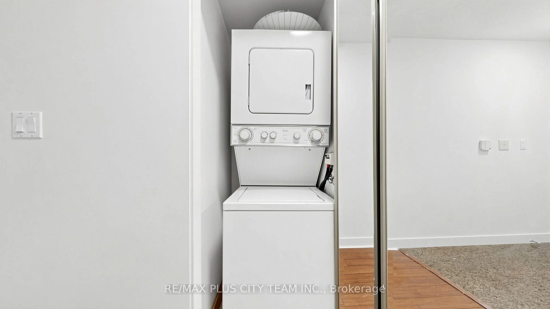 Photo 45 of Unit 3011, 381 Front Street W, Toronto, Waterfront Communities — HOMEH