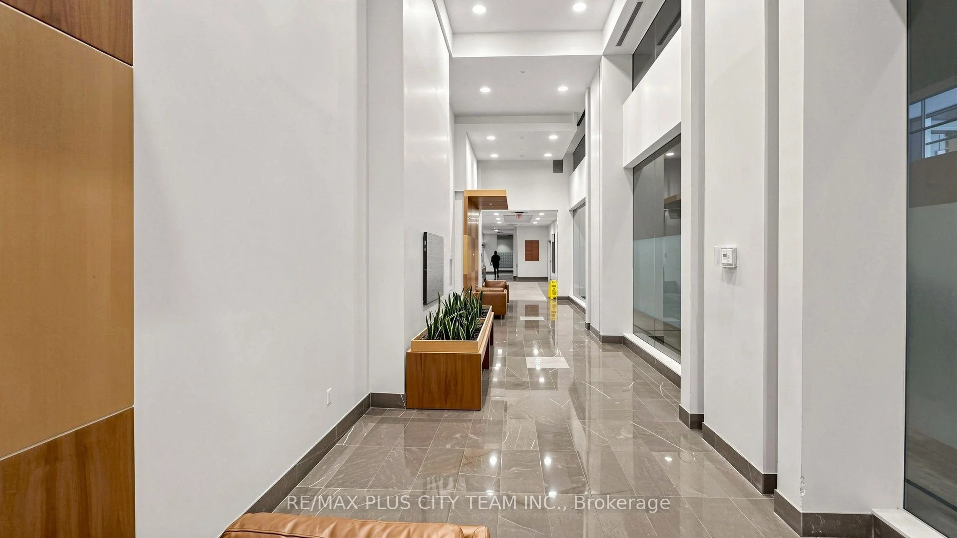 Photo 85 of Unit 3011, 381 Front Street W, Toronto, Waterfront Communities — HOMEH