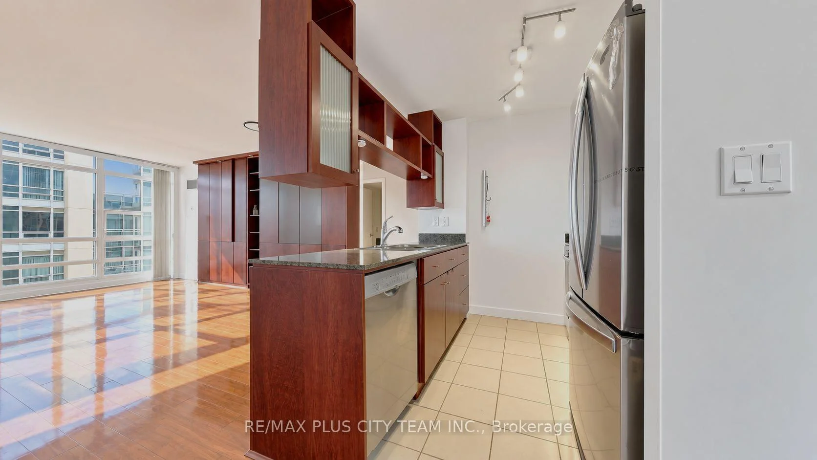 Photo 46 of Unit 3011, 381 Front Street W, Toronto, Waterfront Communities — HOMEH