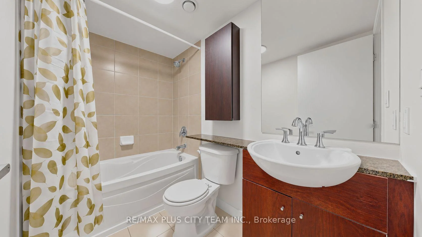 Photo 68 of Unit 3011, 381 Front Street W, Toronto, Waterfront Communities — HOMEH