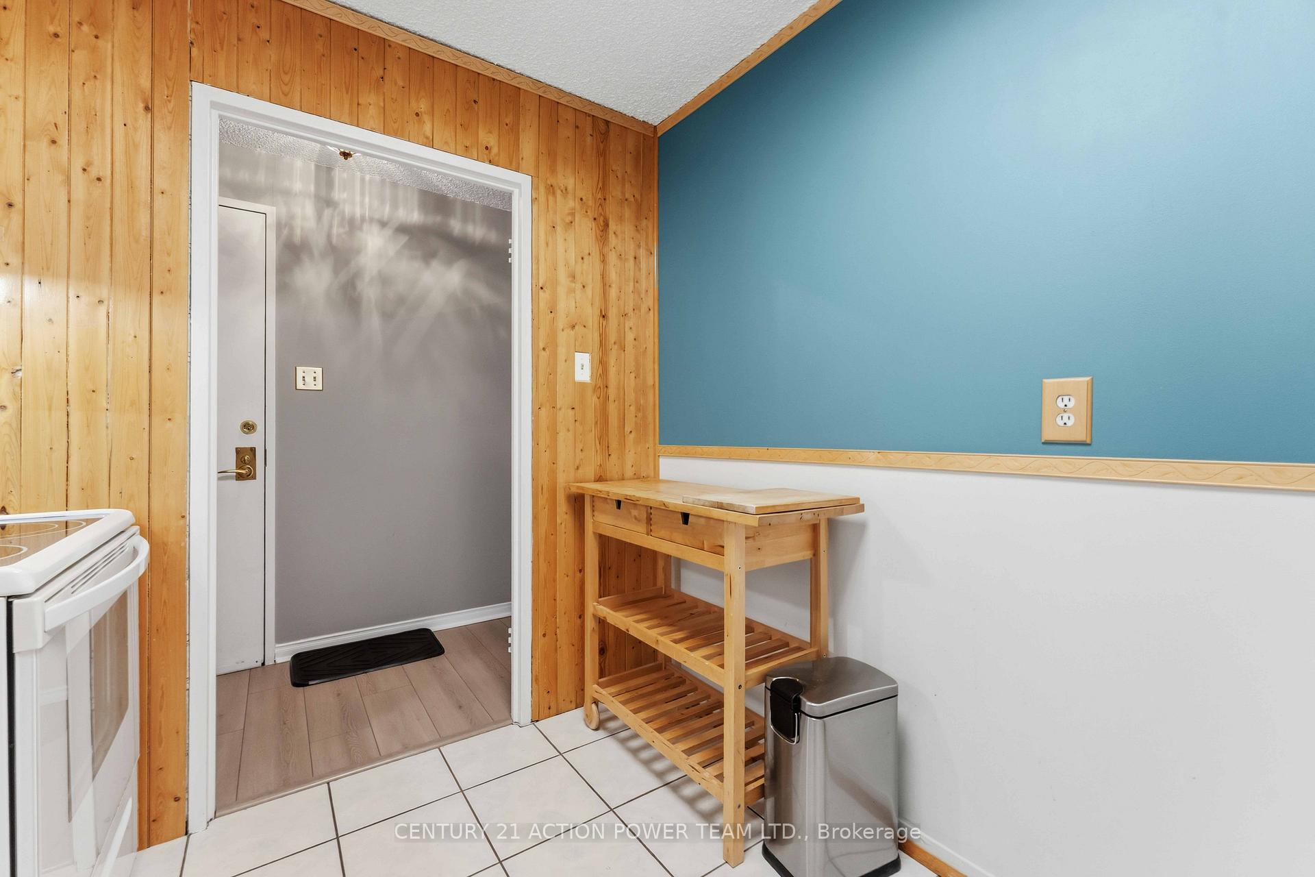 Photo 22 of Unit 903, 505 St Laurent Boulevard, Ottawa, Viscount Alexander Park — HOMEH