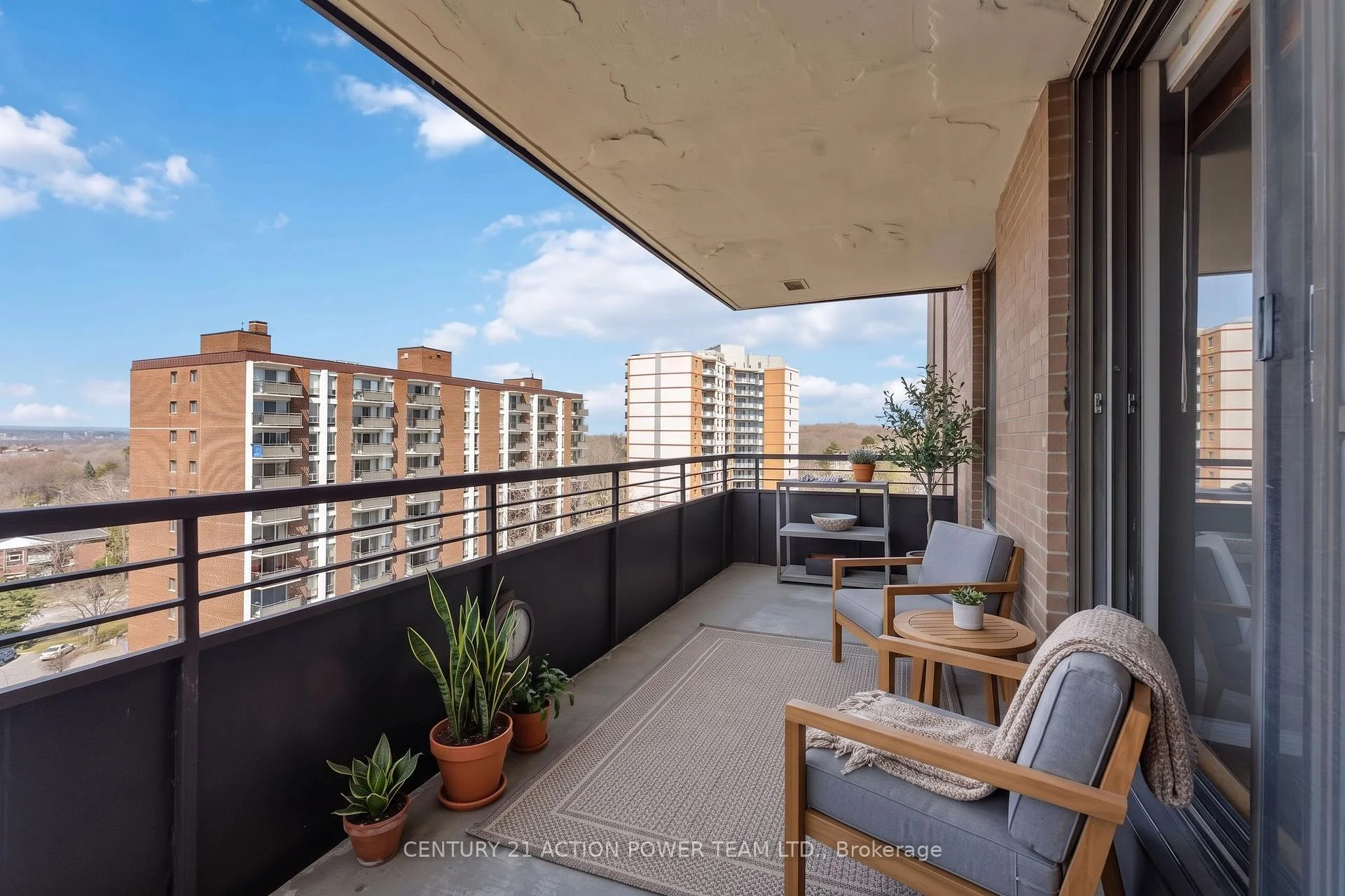 Photo 35 of Unit 903, 505 St Laurent Boulevard, Ottawa, Viscount Alexander Park — HOMEH