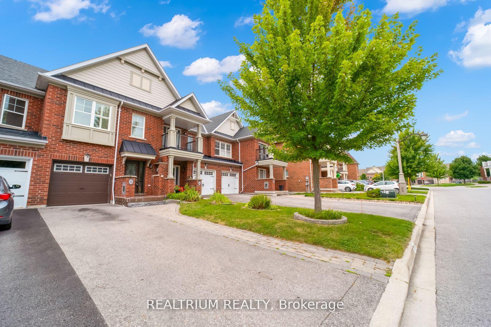 Photo 2 of 282 Sandale Road, Whitchurch-Stouffville, Stouffville — HOMEH
