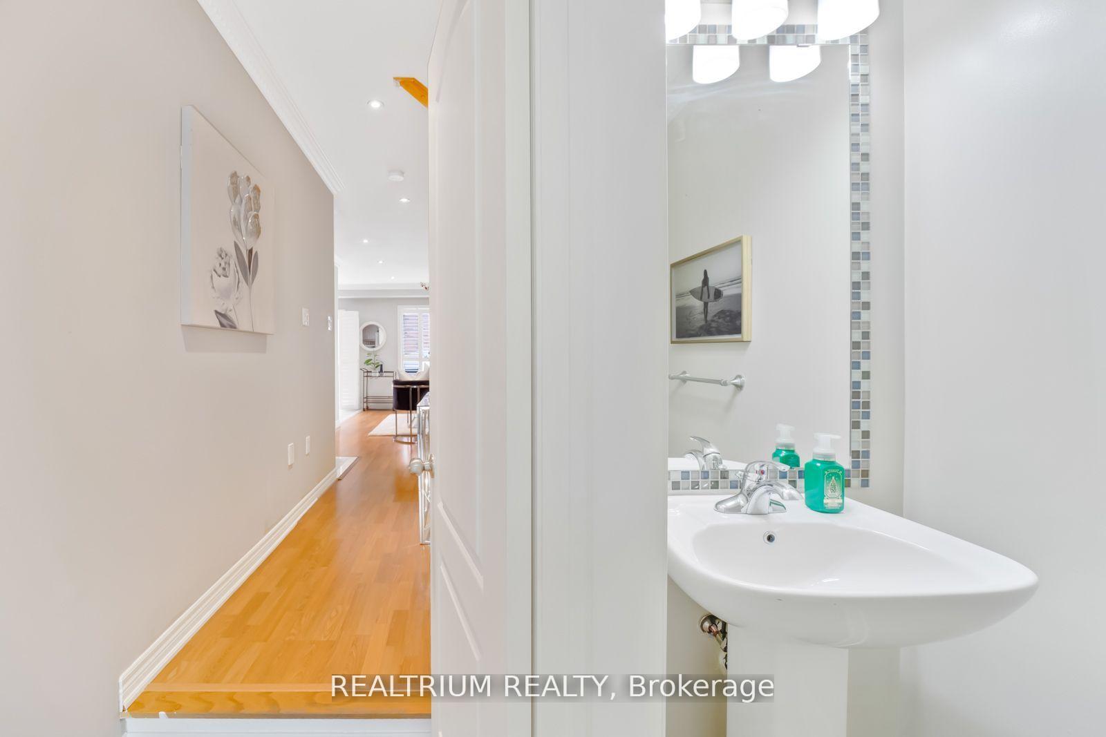 Photo 13 of 282 Sandale Road, Whitchurch-Stouffville, Stouffville — HOMEH