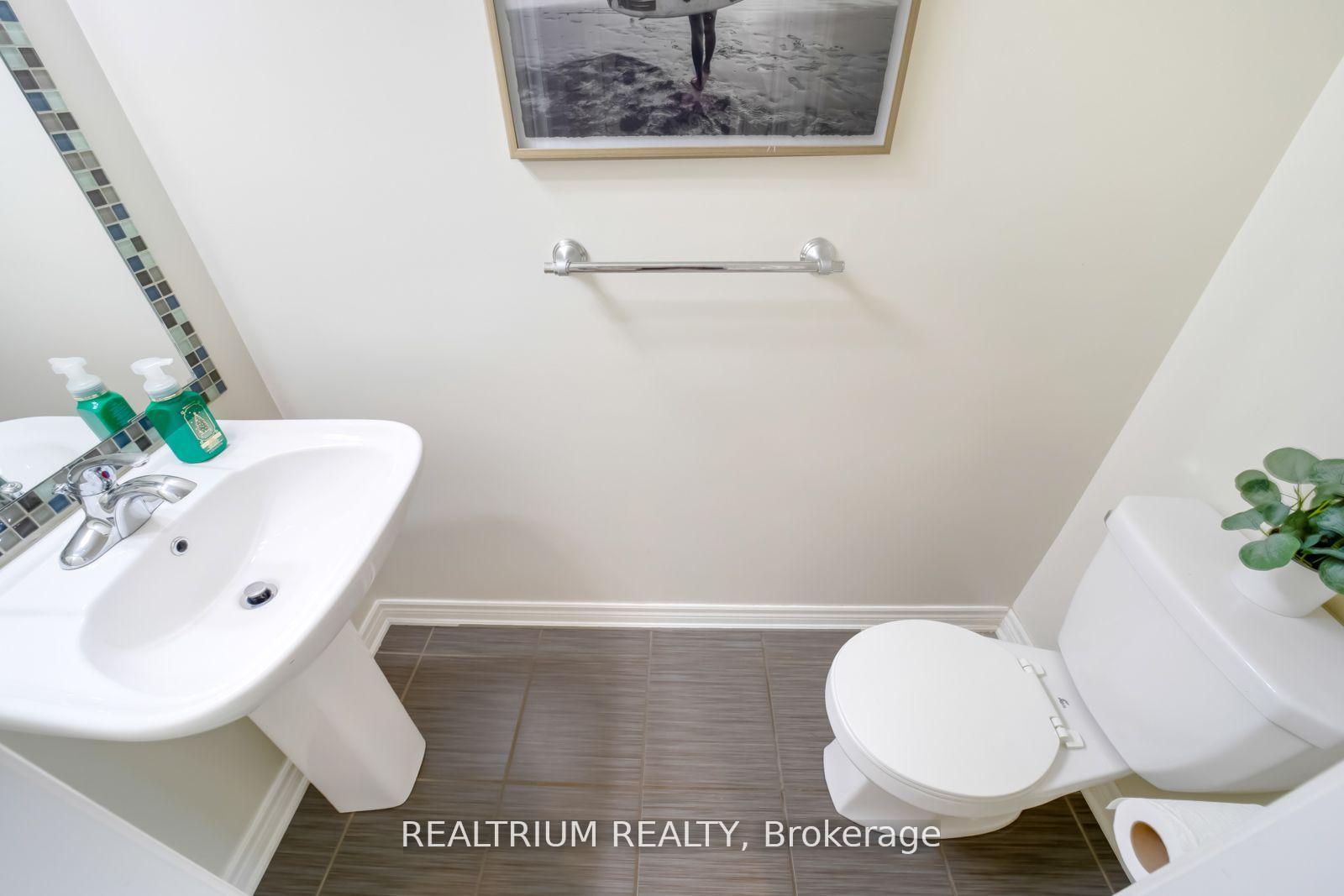 Photo 14 of 282 Sandale Road, Whitchurch-Stouffville, Stouffville — HOMEH