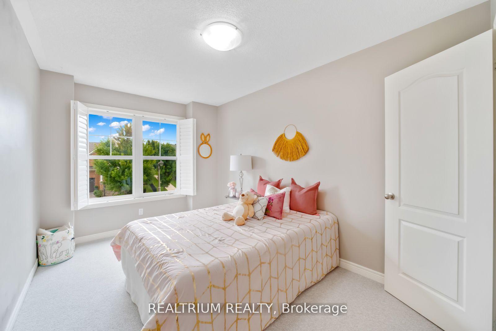 Photo 24 of 282 Sandale Road, Whitchurch-Stouffville, Stouffville — HOMEH