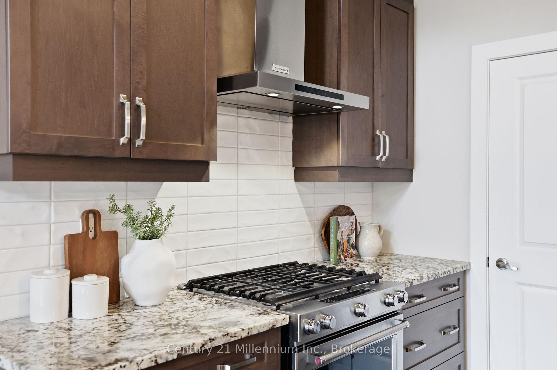 Photo 13 of 132 Sycamore Street, Blue Mountains — HOMEH