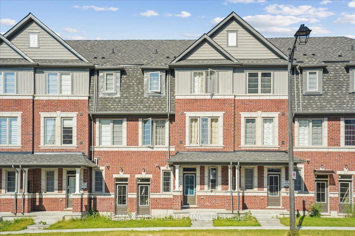 Photo of 115 Air Dancer Crescent