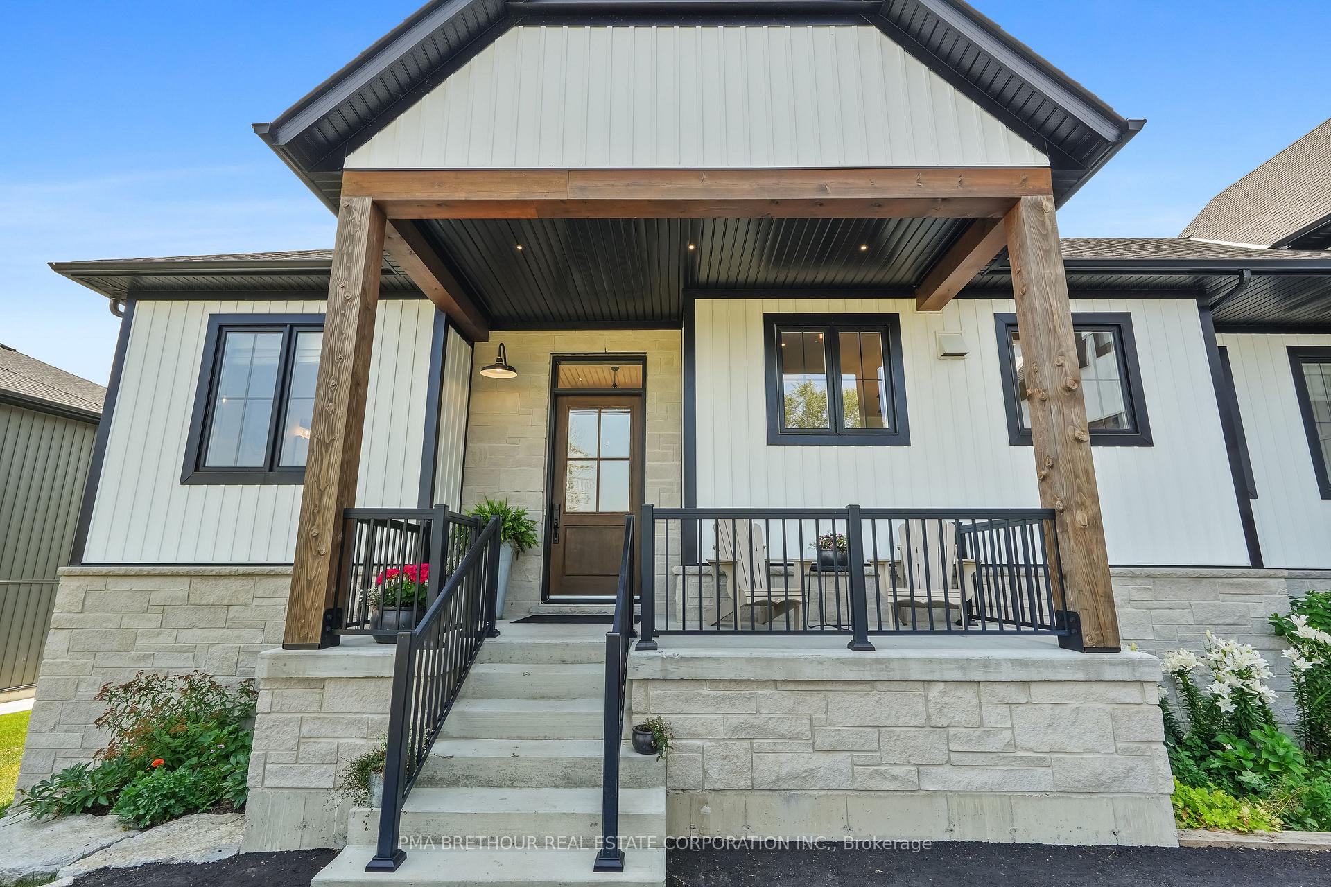Photo 2 of 48 Pleasant View Crescent, Kawartha Lakes, Mariposa — HOMEH