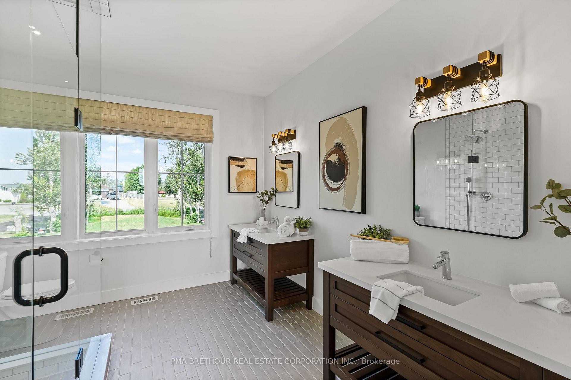 Photo 6 of 48 Pleasant View Crescent, Kawartha Lakes, Mariposa — HOMEH