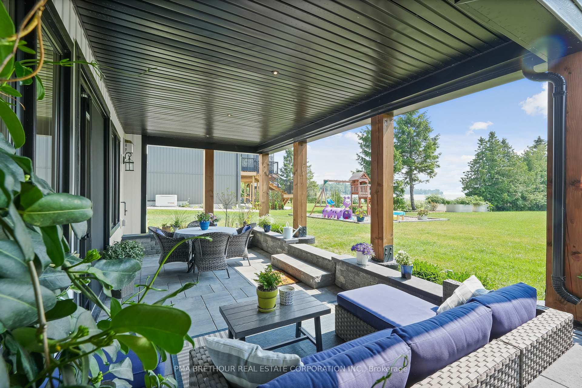 Photo 17 of 48 Pleasant View Crescent, Kawartha Lakes, Mariposa — HOMEH