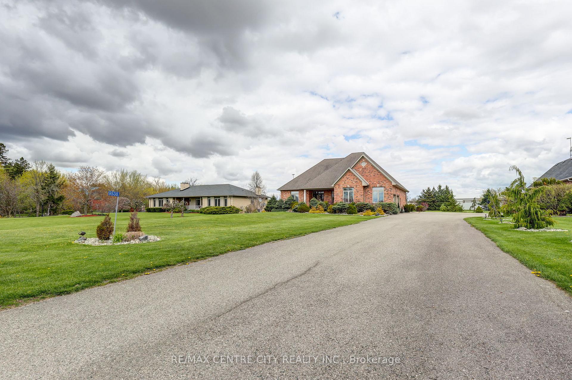 Photo 8 of 9538 Tower Road, Central Elgin, Rural Central Elgin — HOMEH