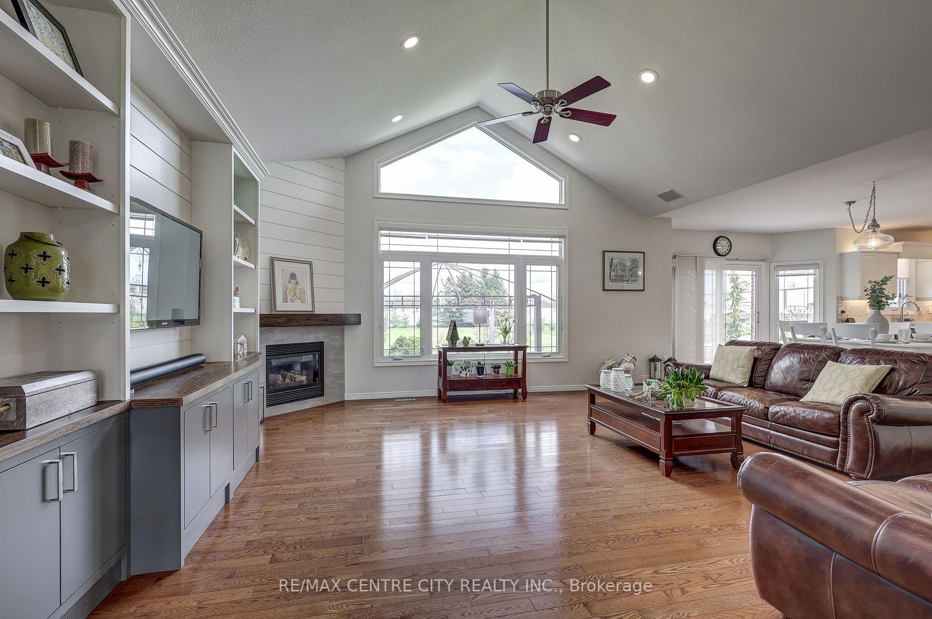 Photo 14 of 9538 Tower Road, Central Elgin, Rural Central Elgin — HOMEH