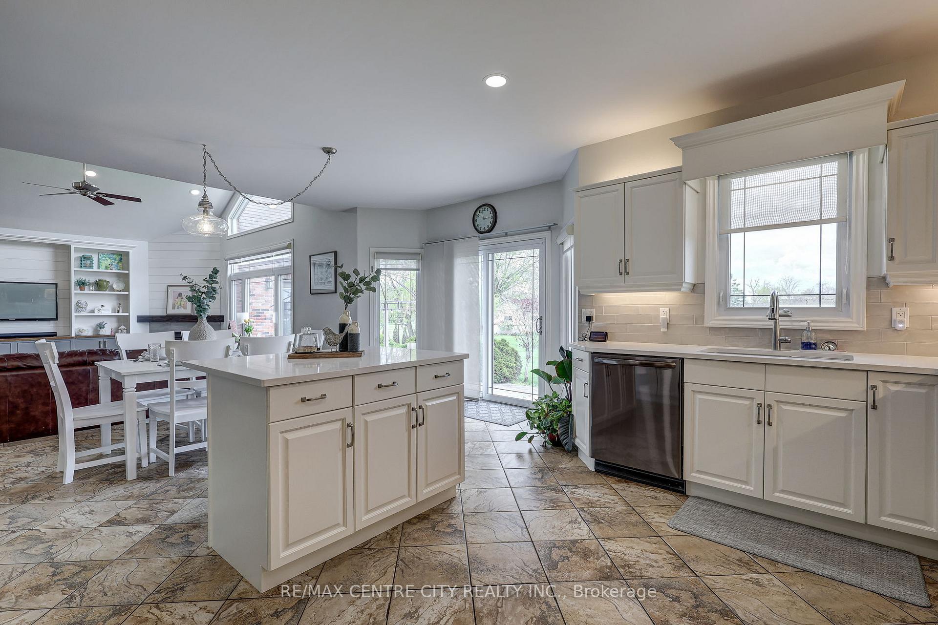 Photo 25 of 9538 Tower Road, Central Elgin, Rural Central Elgin — HOMEH