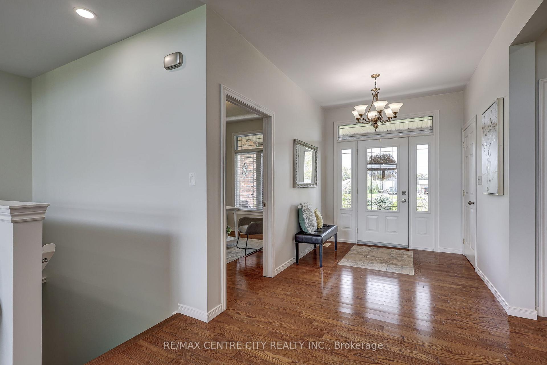 Photo 28 of 9538 Tower Road, Central Elgin, Rural Central Elgin — HOMEH