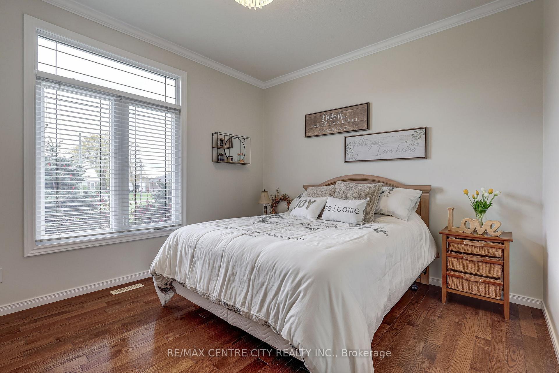 Photo 38 of 9538 Tower Road, Central Elgin, Rural Central Elgin — HOMEH