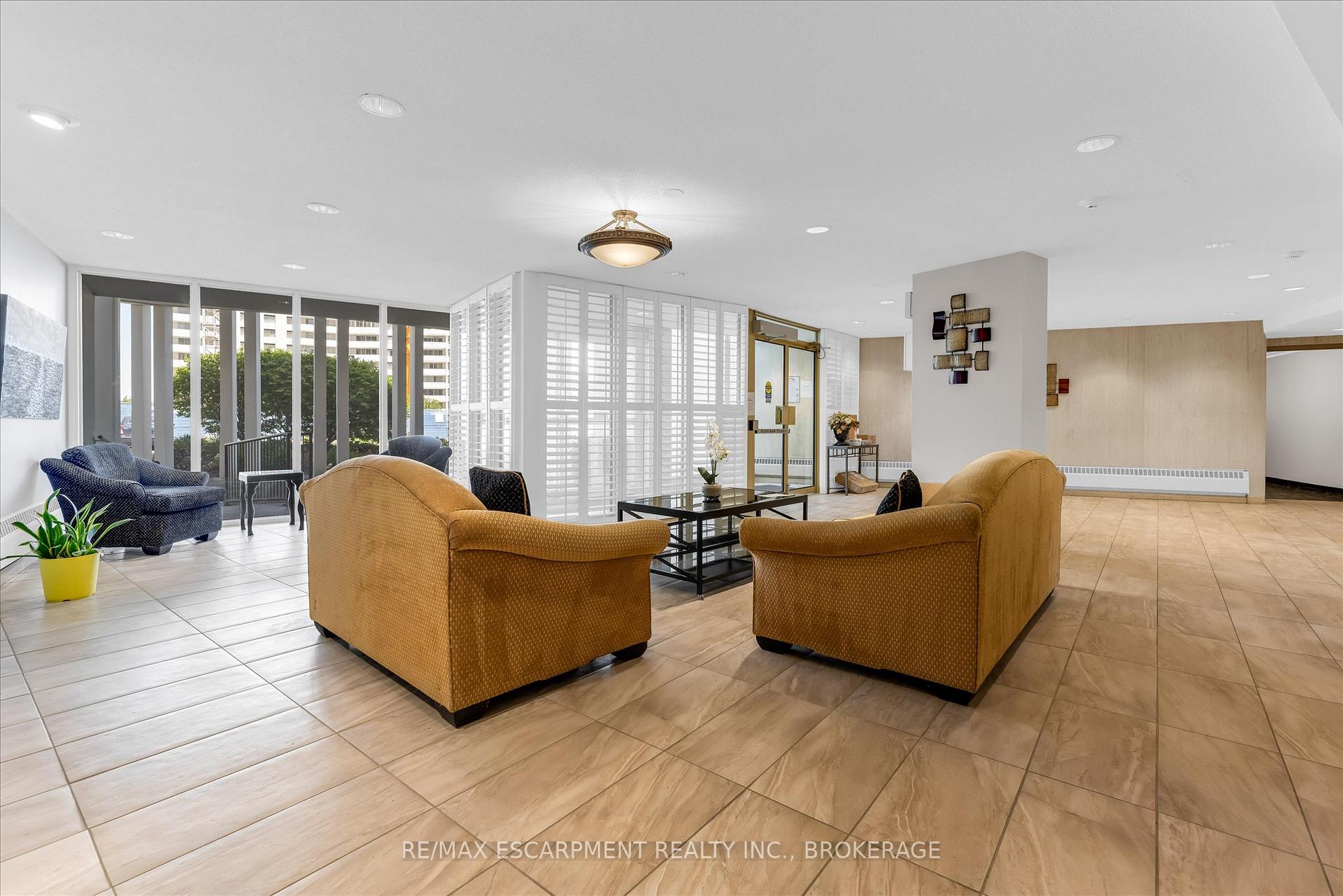 Photo 17 of Unit 1007, 35 Towering Heights Boulevard, St. Catharines, Glendale/Glenridge — HOMEH