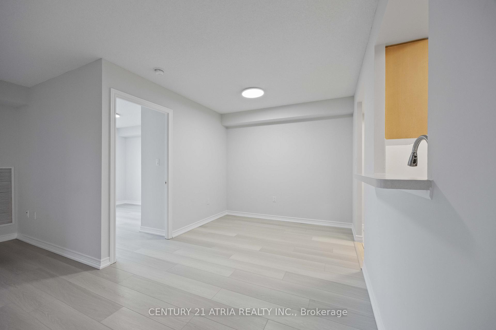 Photo 13 of Unit 315, 88 Grandview Way, North York, Willowdale East — HOMEH