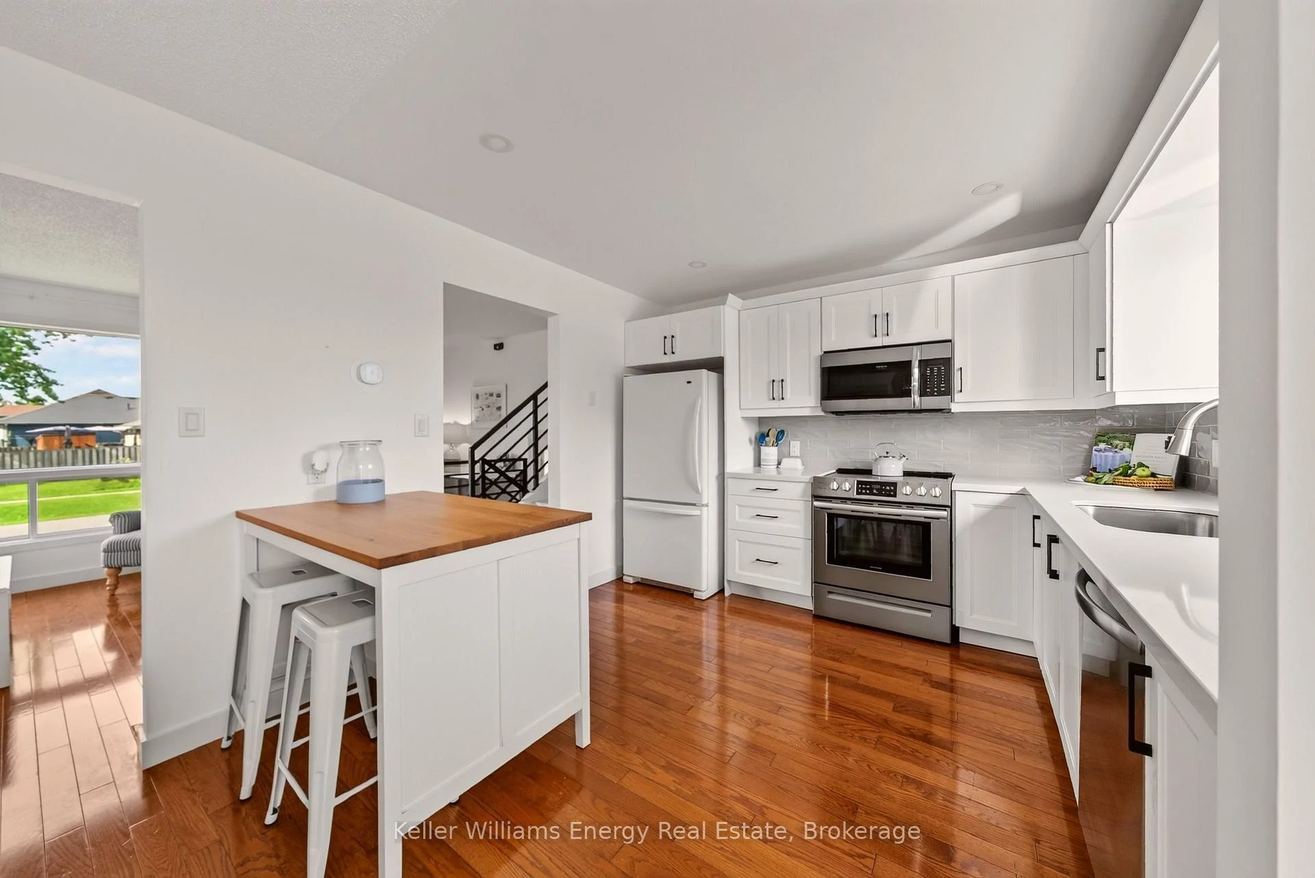 Photo 33 of 5 Harbourview Crescent, Prince Edward County, Wellington Ward — HOMEH