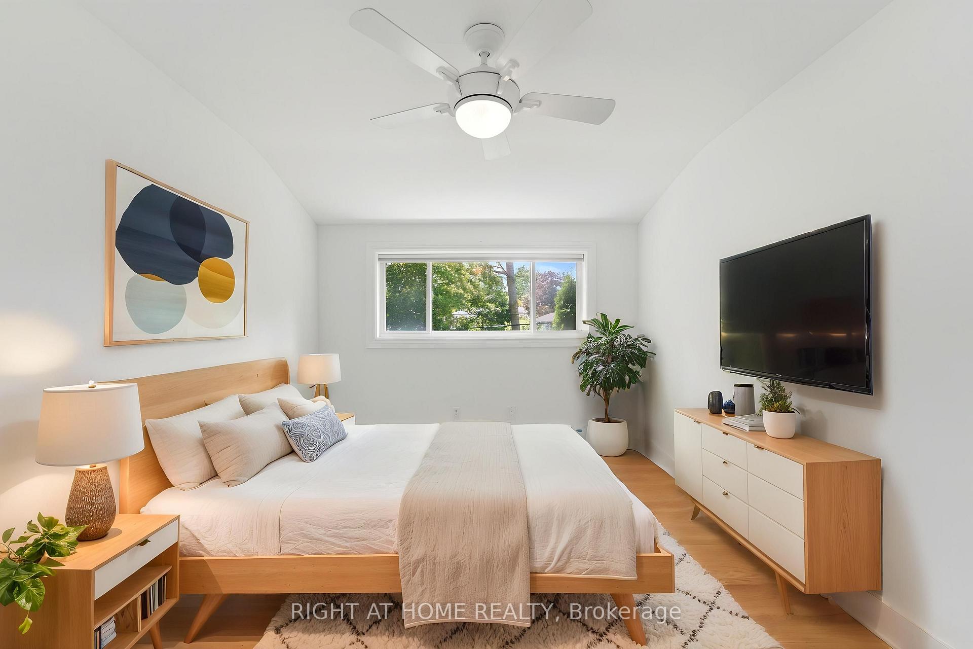 Photo 20 of 1244 De Quincy Crescent, Burlington, Mountainside — HOMEH