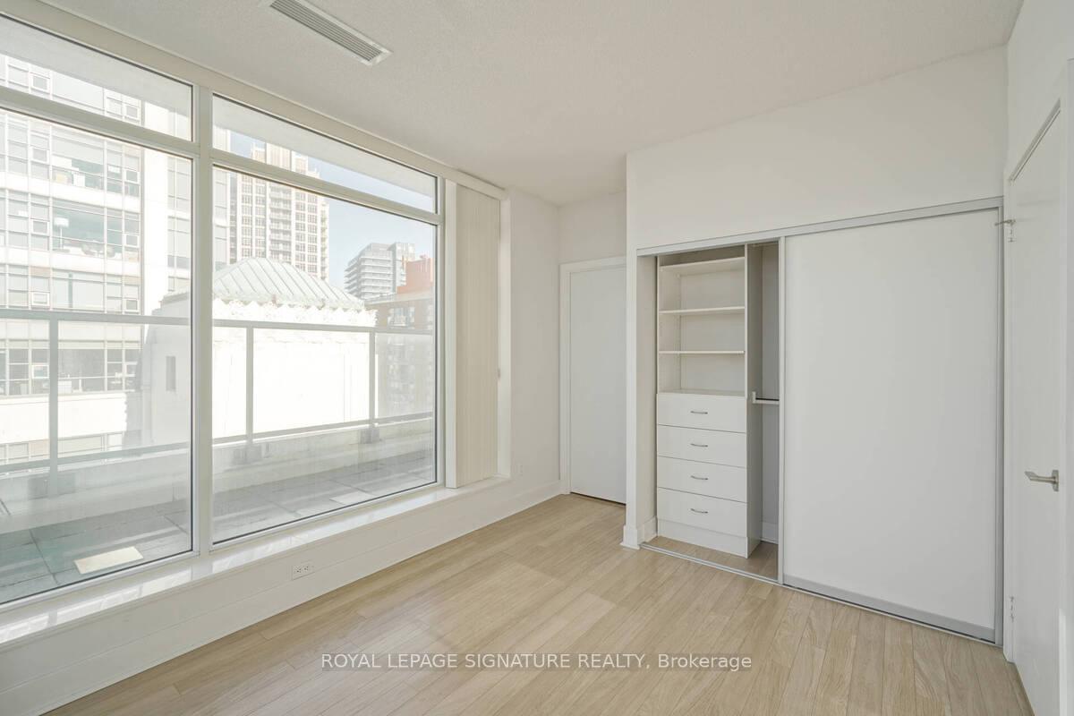Photo 12 of Unit 903, 90 Stadium Road, Toronto, Niagara — HOMEH