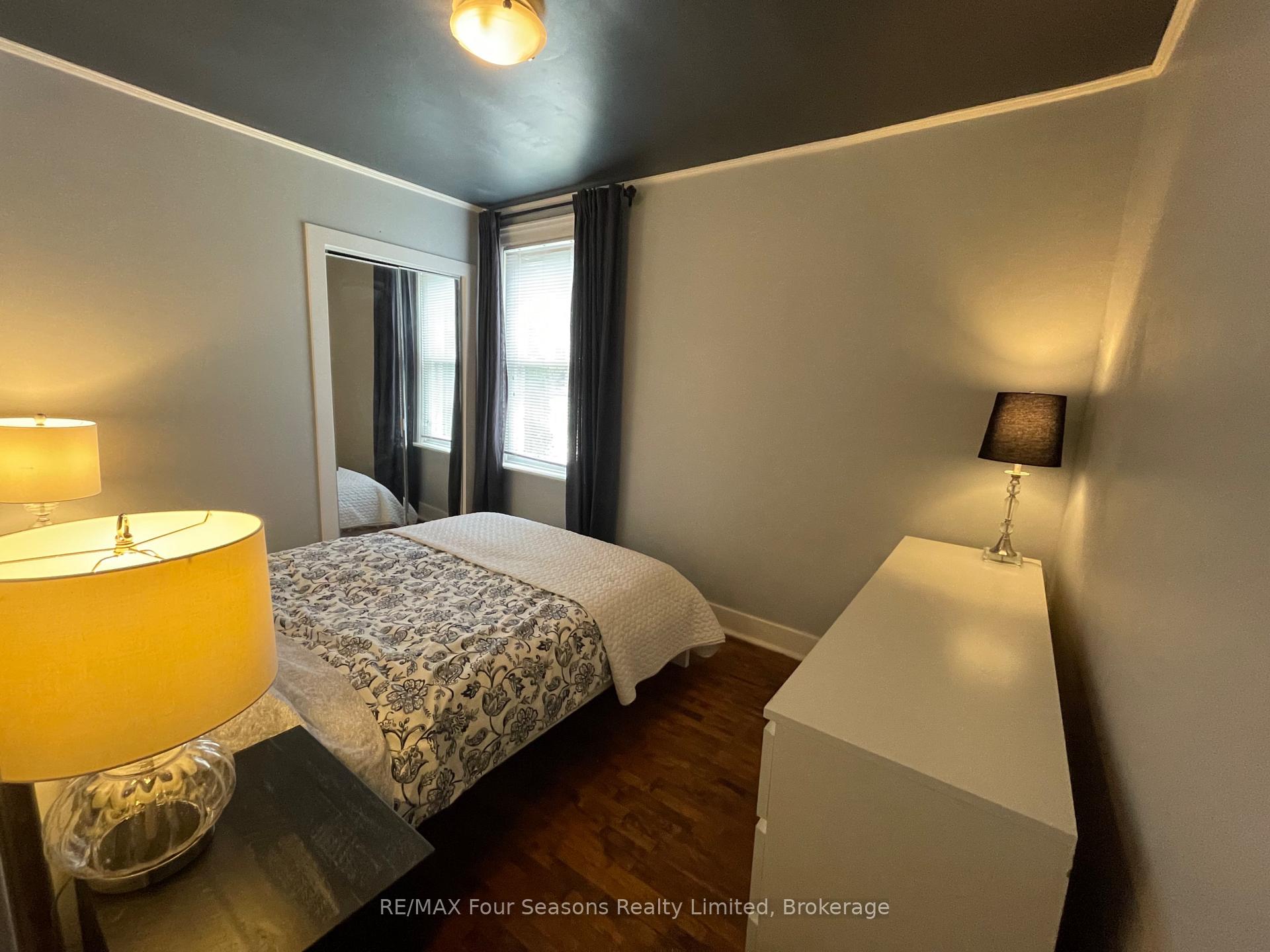 Photo 12 of 61 Sixth Street, Collingwood — HOMEH