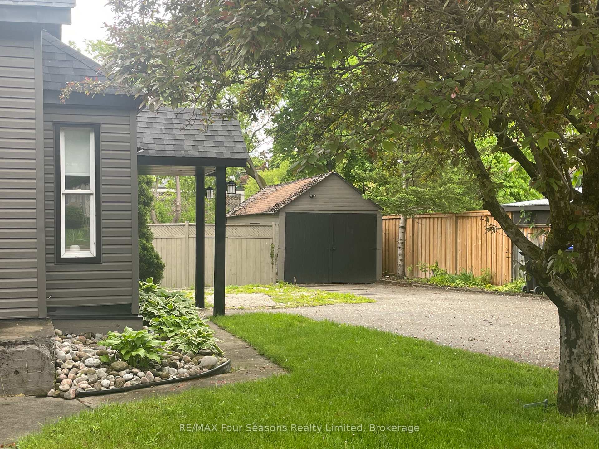 Photo 16 of 61 Sixth Street, Collingwood — HOMEH