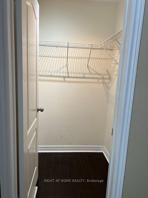 Photo 6 of 261 Kozlov Street, Barrie, West Bayfield — HOMEH