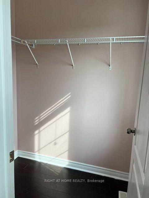Photo 7 of 261 Kozlov Street, Barrie, West Bayfield — HOMEH