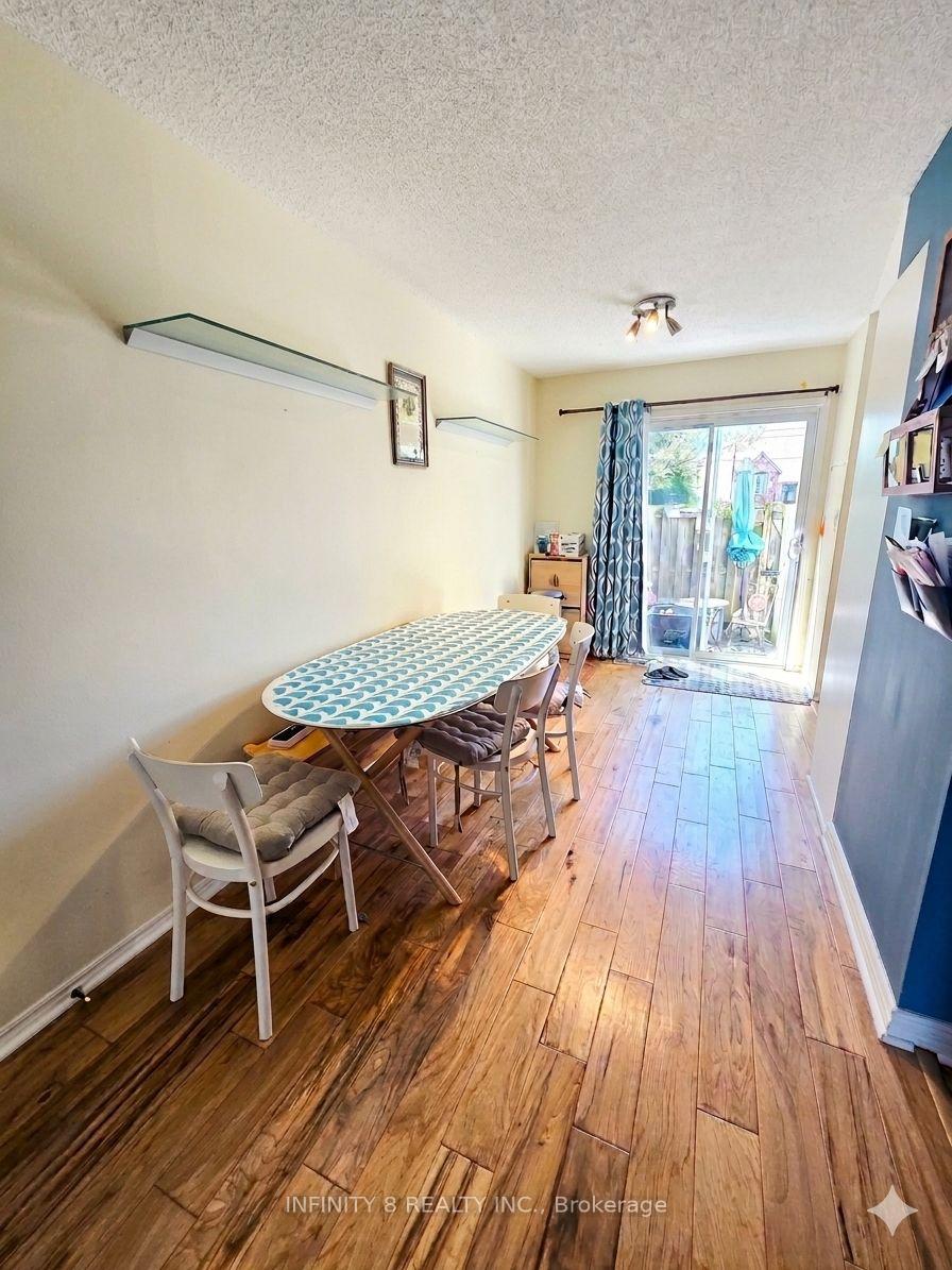Photo 10 of Unit 12, 6910 Kalar Road, Niagara Falls, West Wood — HOMEH