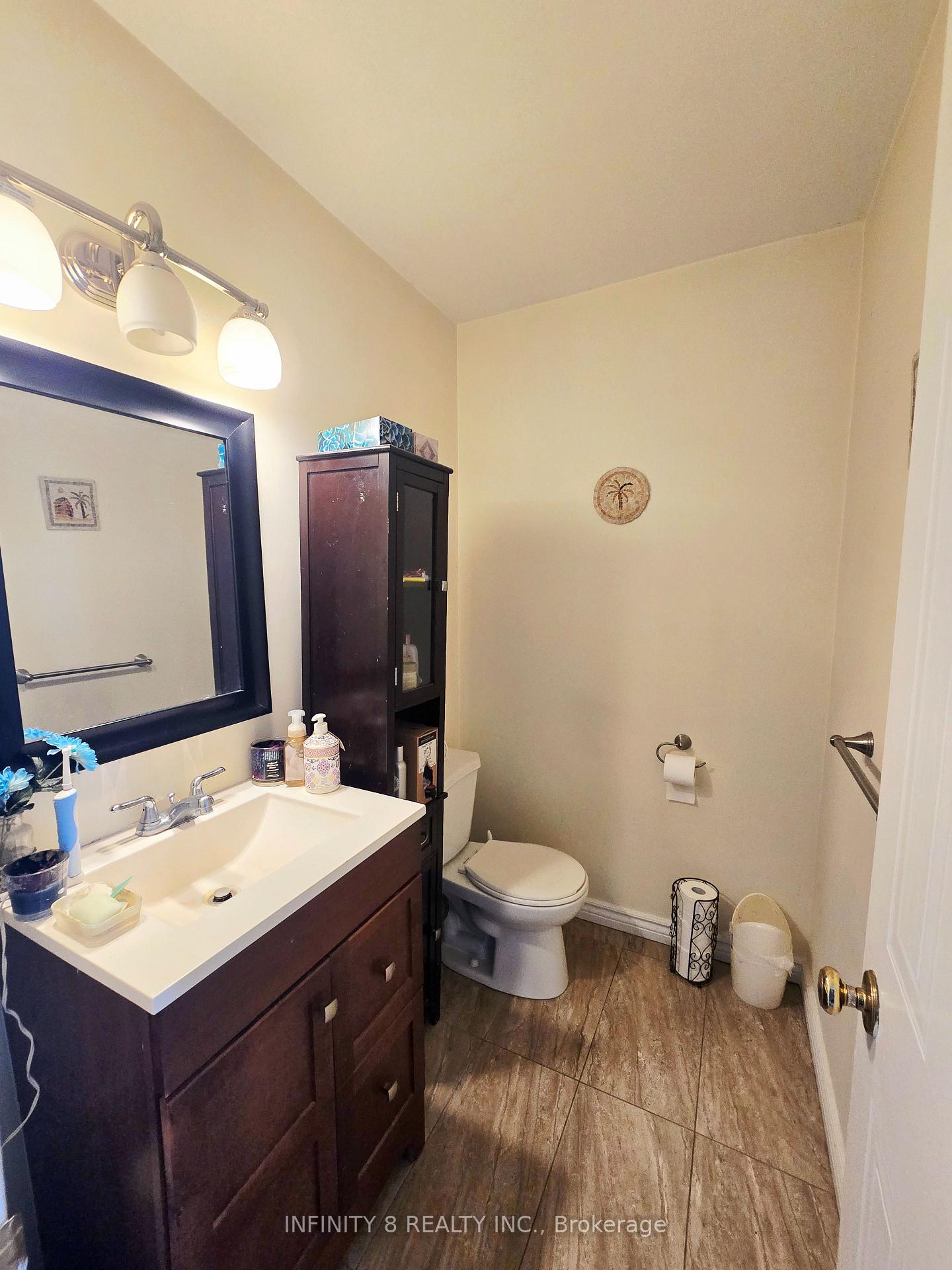 Photo 11 of Unit 12, 6910 Kalar Road, Niagara Falls, West Wood — HOMEH