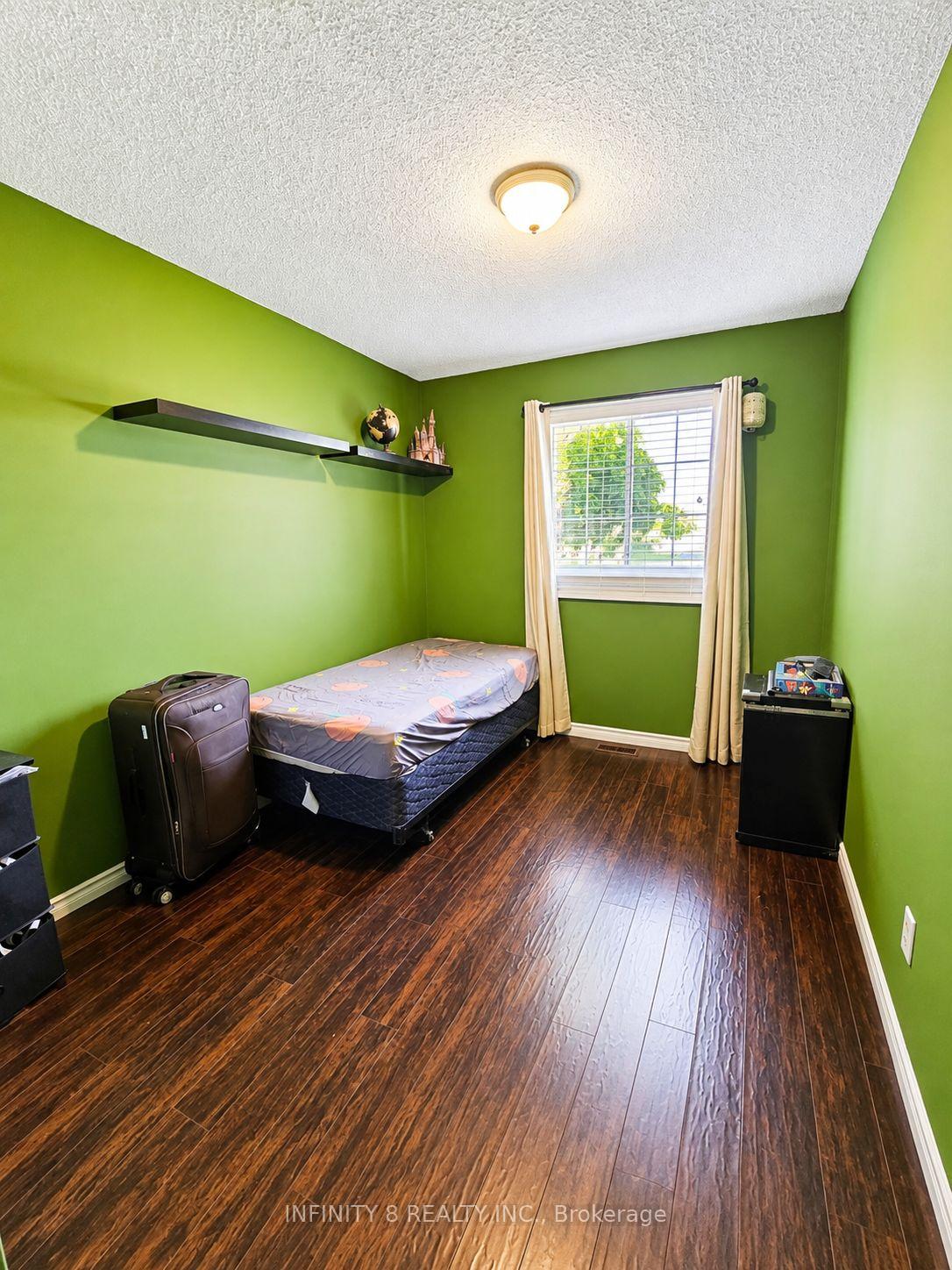 Photo 15 of Unit 12, 6910 Kalar Road, Niagara Falls, West Wood — HOMEH