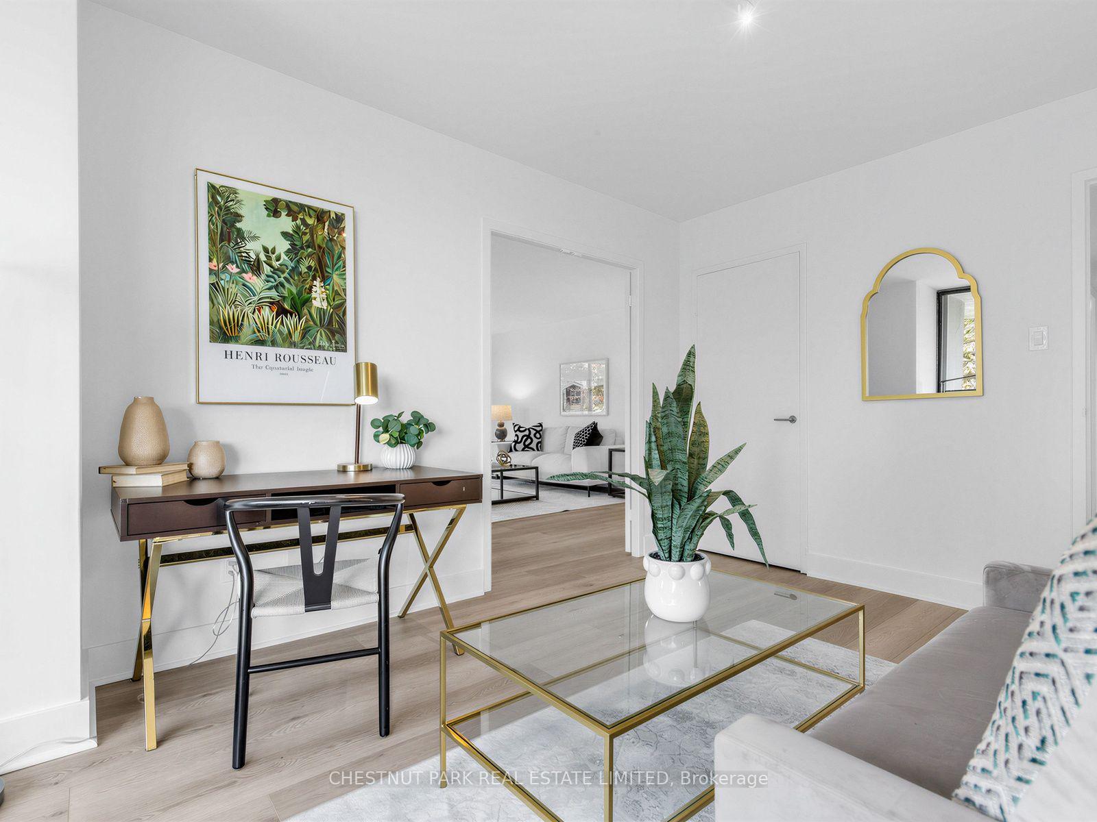 Photo 6 of Unit 401, 10 Avoca Avenue, Toronto, Rosedale-Moore Park — HOMEH
