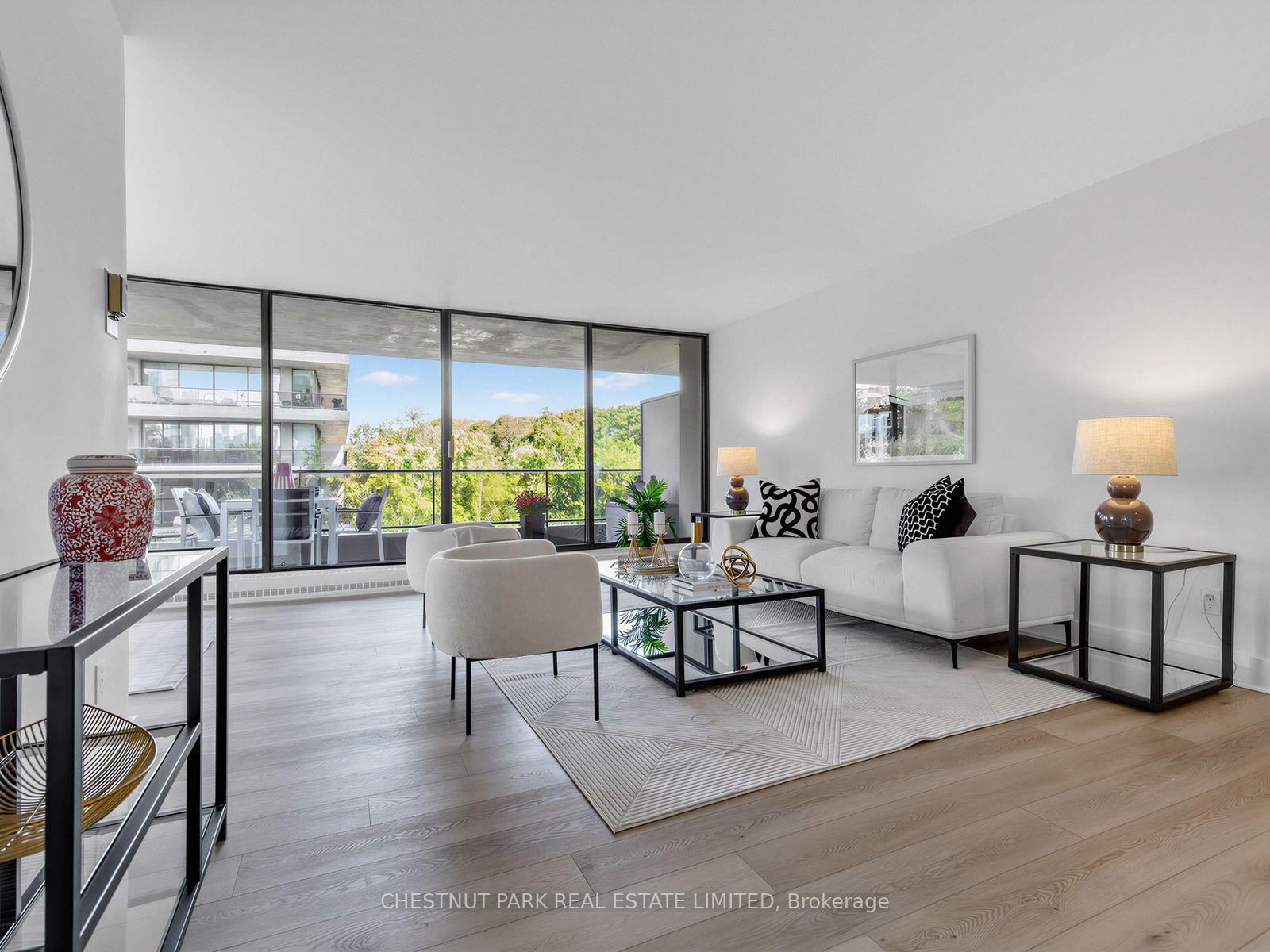 Photo 8 of Unit 401, 10 Avoca Avenue, Toronto, Rosedale-Moore Park — HOMEH
