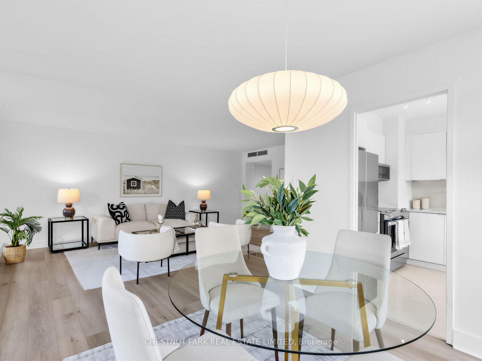Photo 13 of Unit 401, 10 Avoca Avenue, Toronto, Rosedale-Moore Park — HOMEH