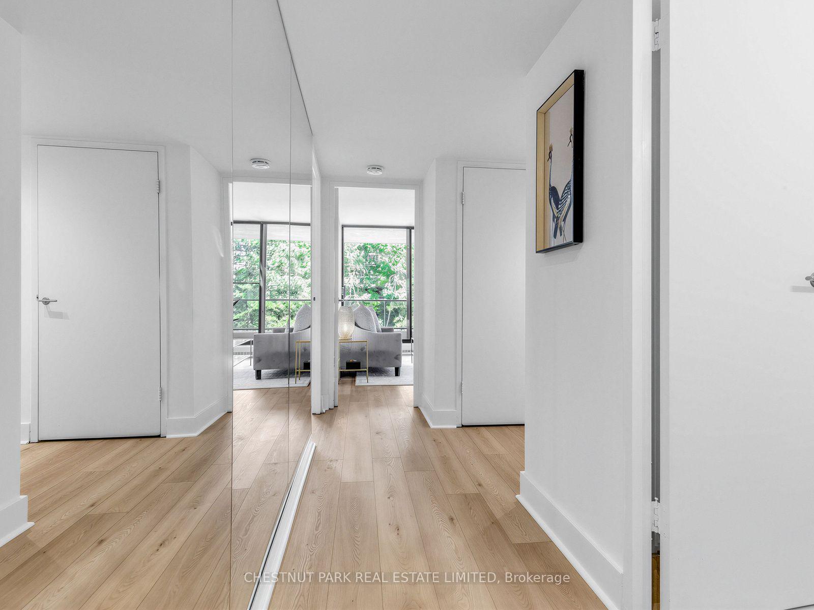 Photo 24 of Unit 401, 10 Avoca Avenue, Toronto, Rosedale-Moore Park — HOMEH