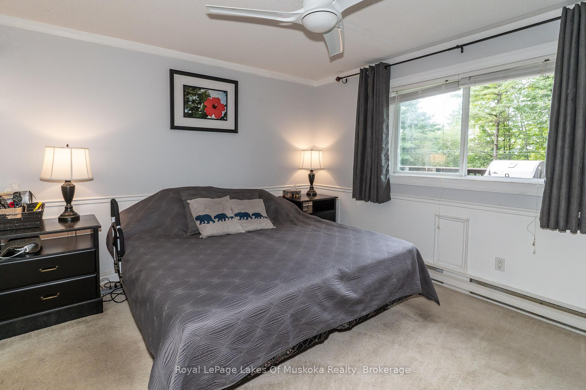 Photo 14 of 230 Lakeview Avenue, Gravenhurst, Muskoka (S) — HOMEH