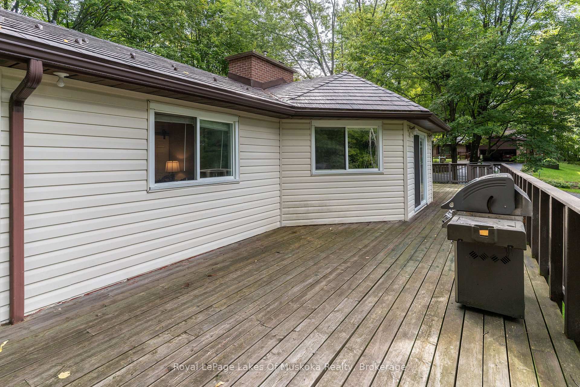 Photo 37 of 230 Lakeview Avenue, Gravenhurst, Muskoka (S) — HOMEH