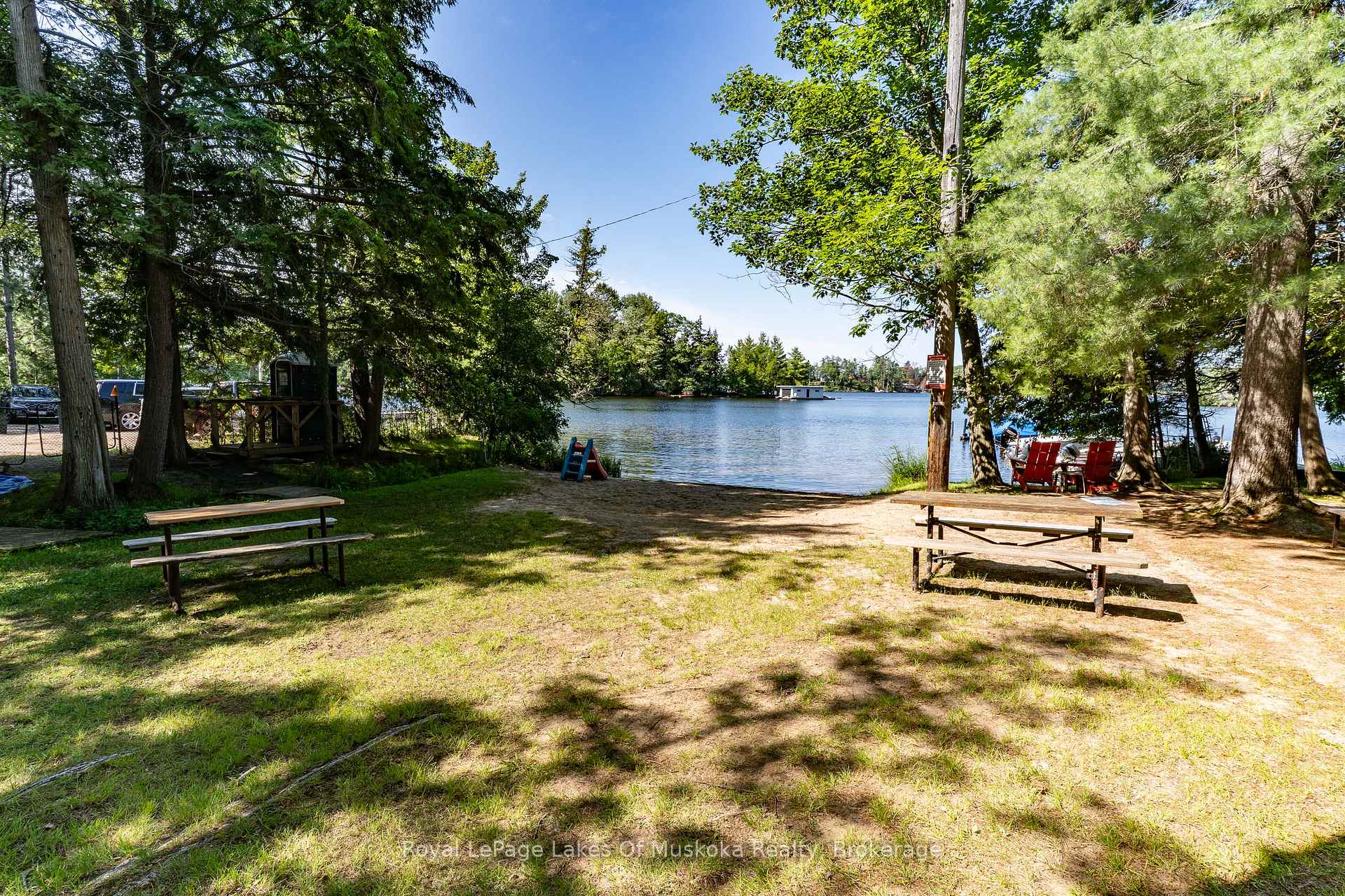 Photo 40 of 230 Lakeview Avenue, Gravenhurst, Muskoka (S) — HOMEH