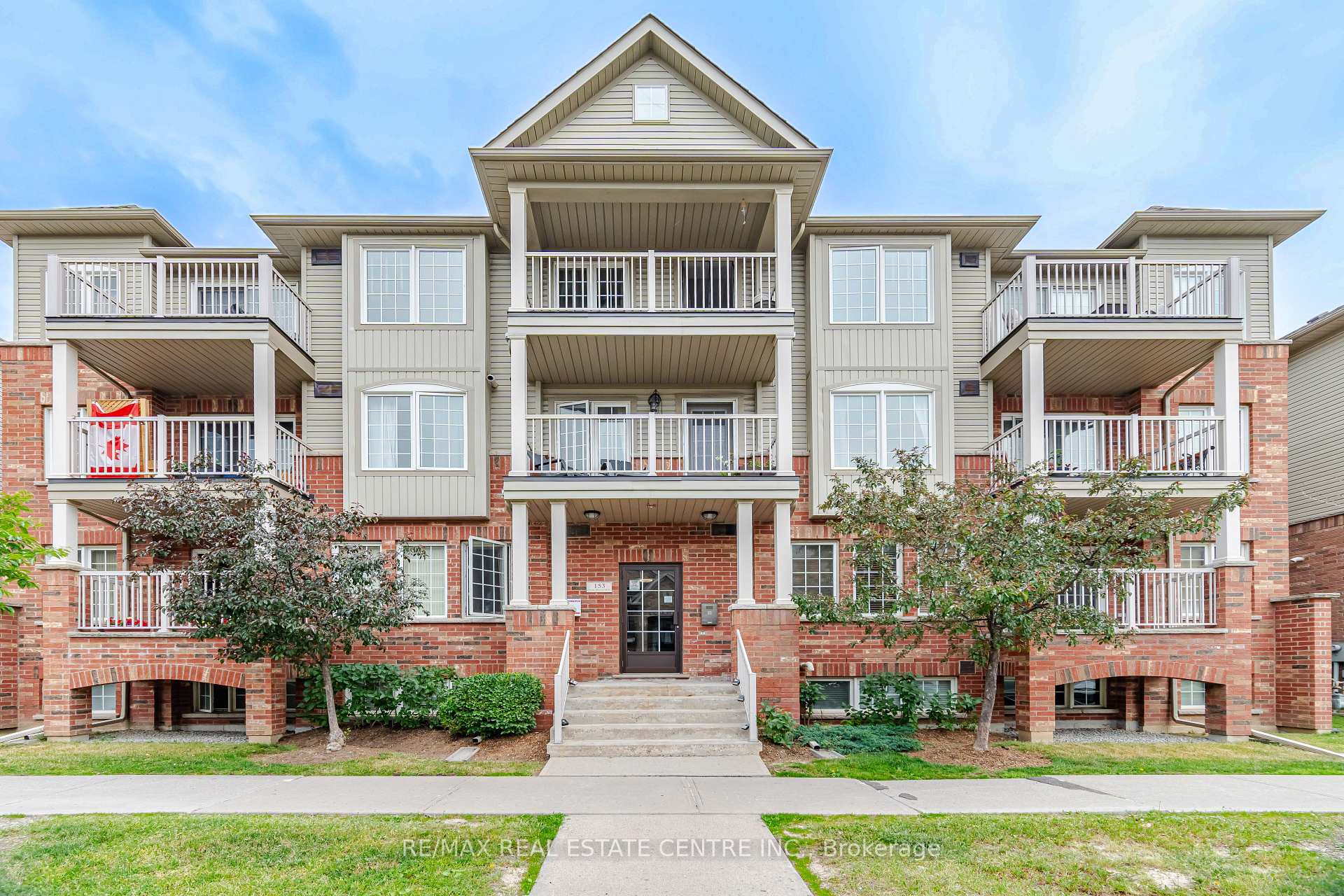 Photo 1 of Unit 2, 153 Isaac Devins Boulevard, North York, Humberlea-Pelmo Park — HOMEH