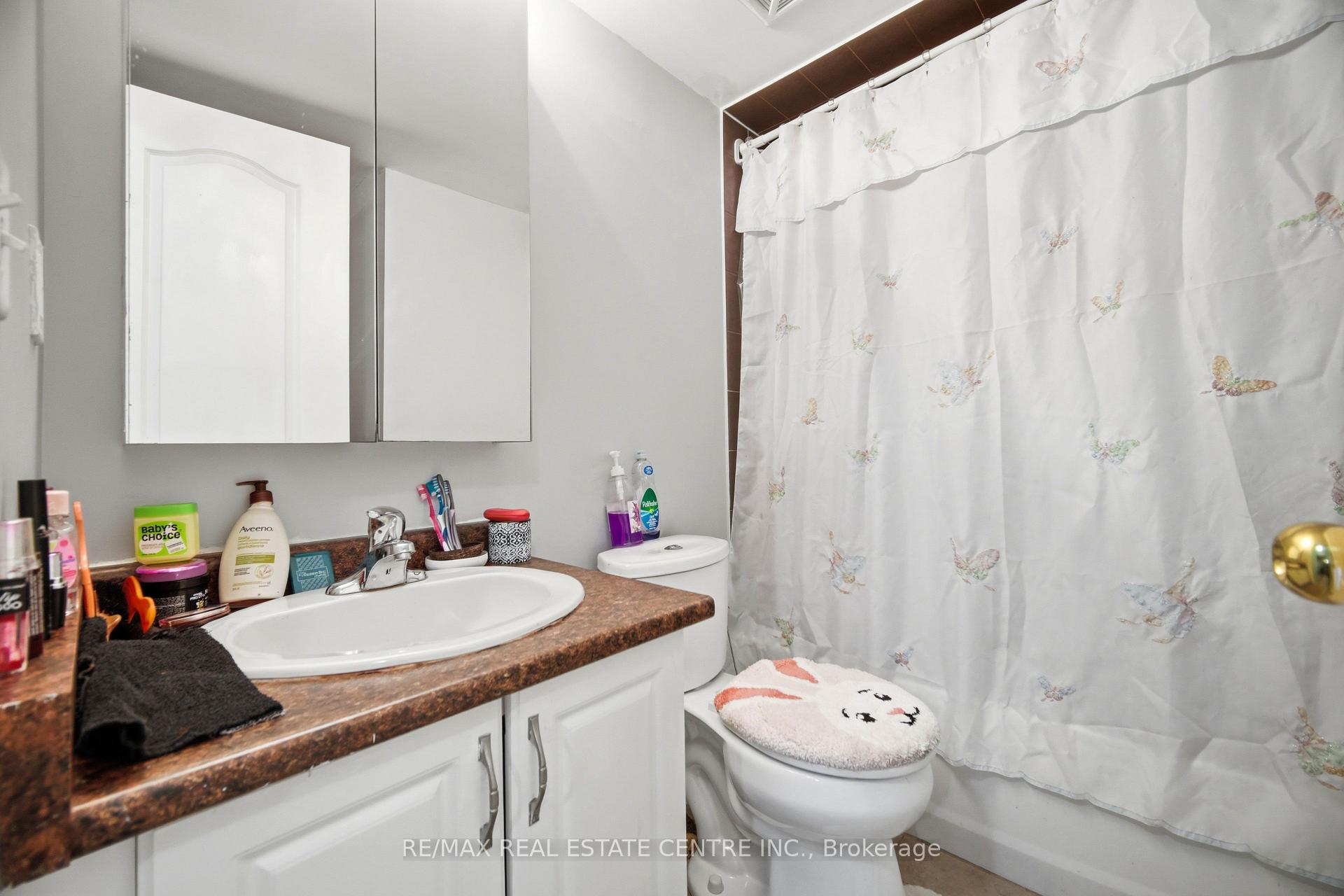 Photo 17 of Unit 2, 153 Isaac Devins Boulevard, North York, Humberlea-Pelmo Park — HOMEH