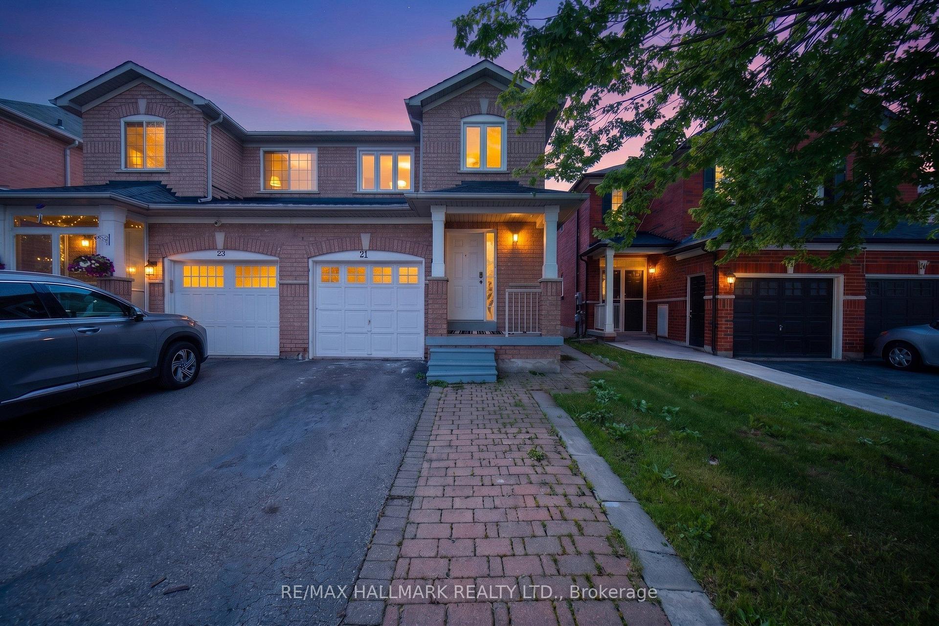 Photo 2 of 21 Penguin Lane, Brampton, Sandringham-Wellington — HOMEH
