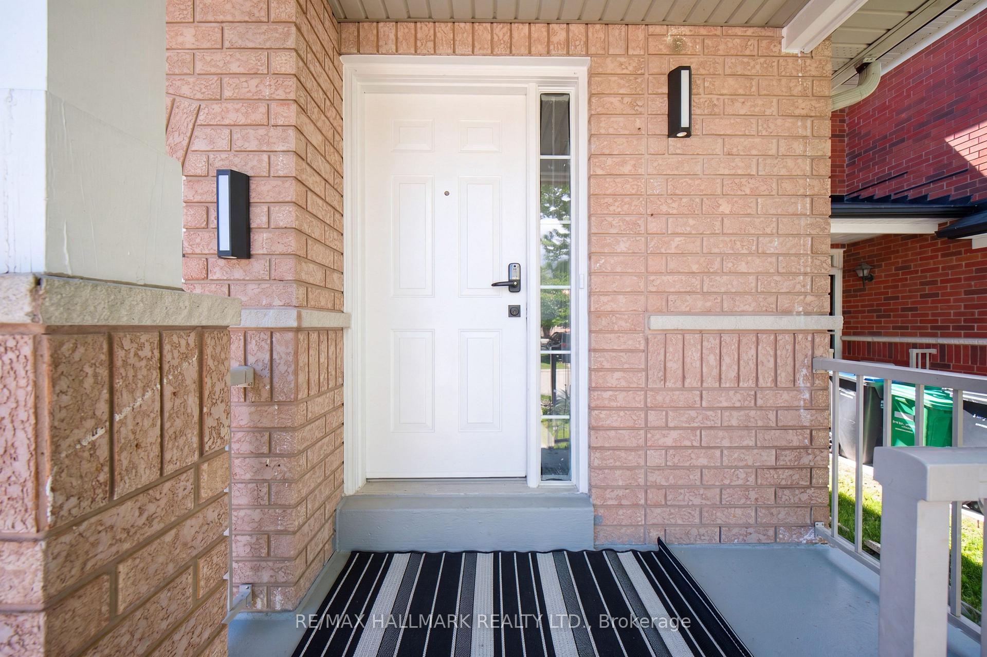 Photo 4 of 21 Penguin Lane, Brampton, Sandringham-Wellington — HOMEH