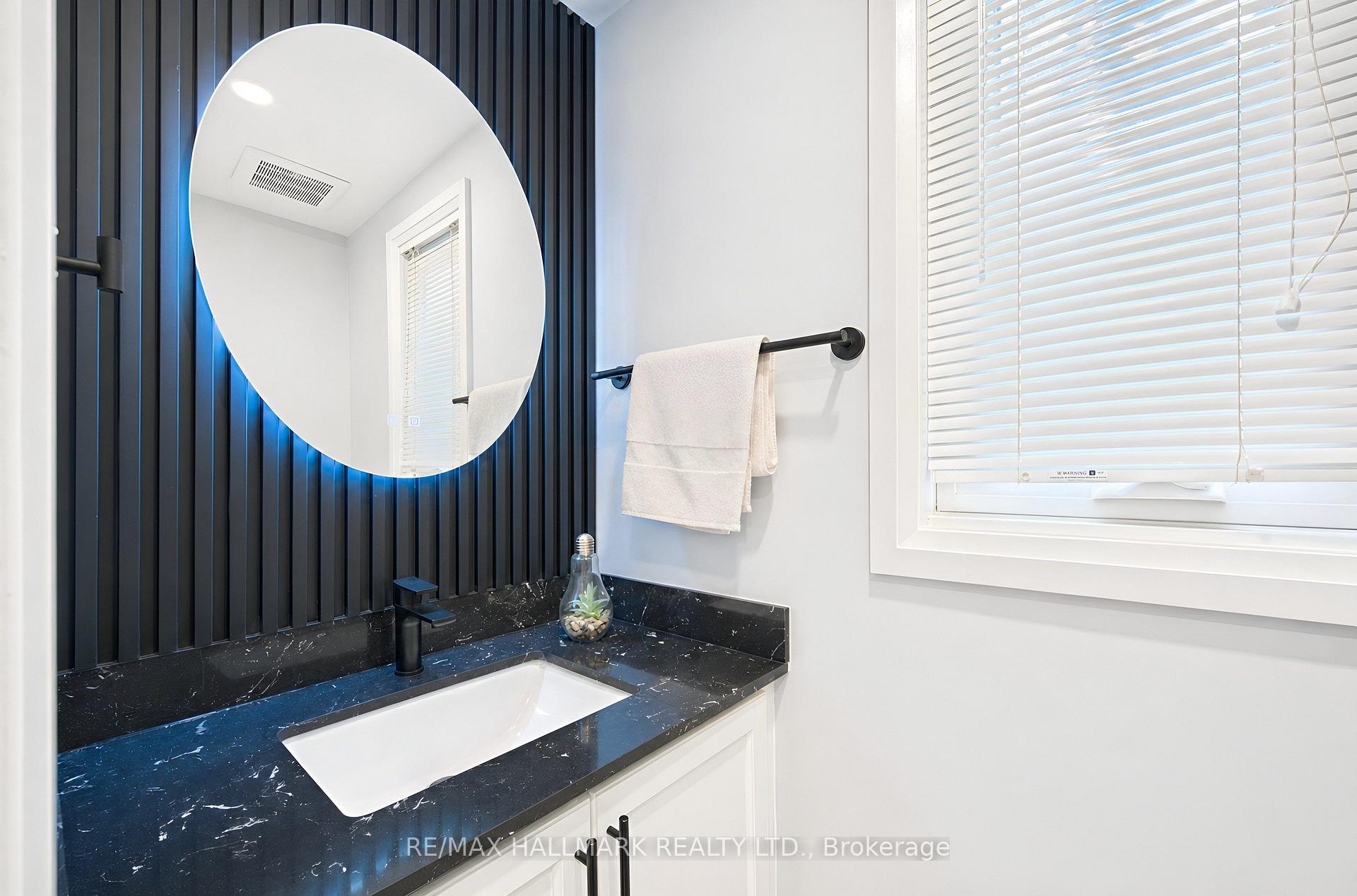 Photo 19 of 21 Penguin Lane, Brampton, Sandringham-Wellington — HOMEH