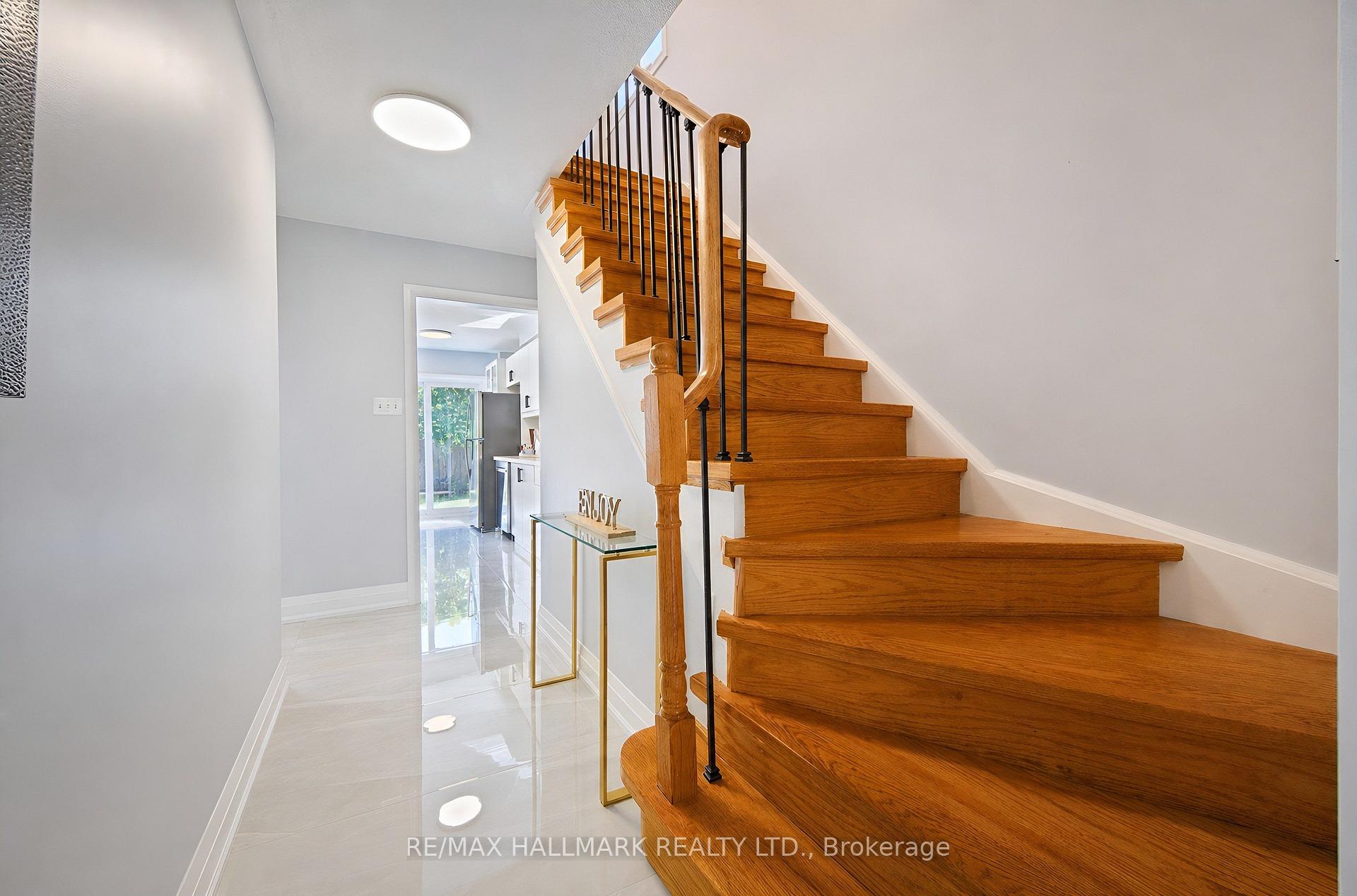 Photo 20 of 21 Penguin Lane, Brampton, Sandringham-Wellington — HOMEH