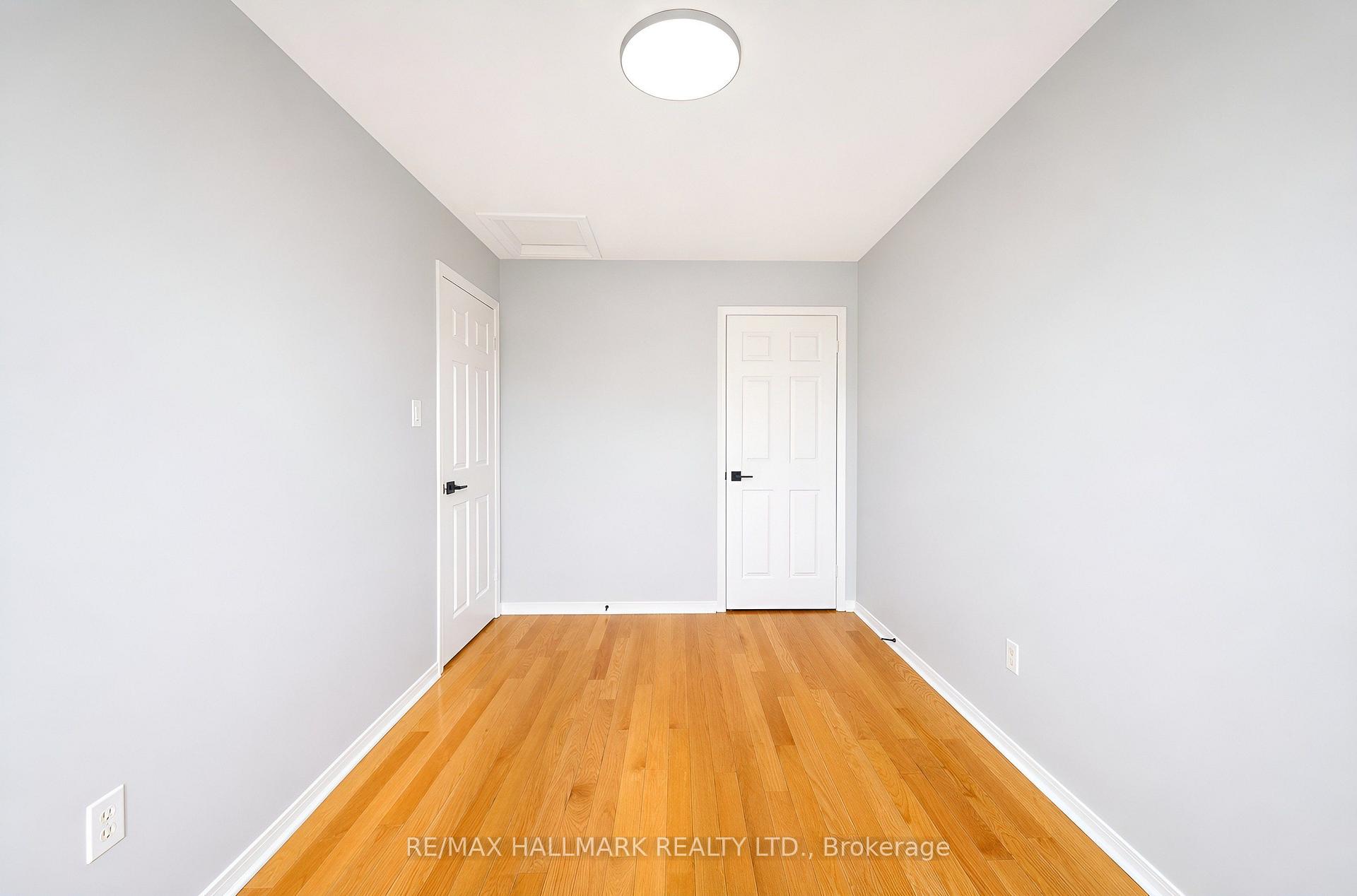 Photo 28 of 21 Penguin Lane, Brampton, Sandringham-Wellington — HOMEH