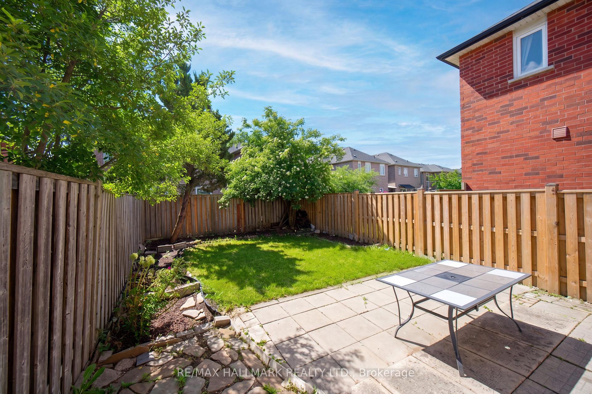 Photo 42 of 21 Penguin Lane, Brampton, Sandringham-Wellington — HOMEH